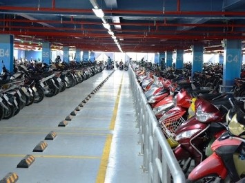 THẦU BÃI GIỮ XE